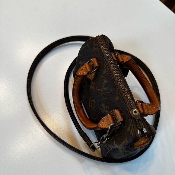 LV Vintage Nano Speedy - Picture 11 of 17